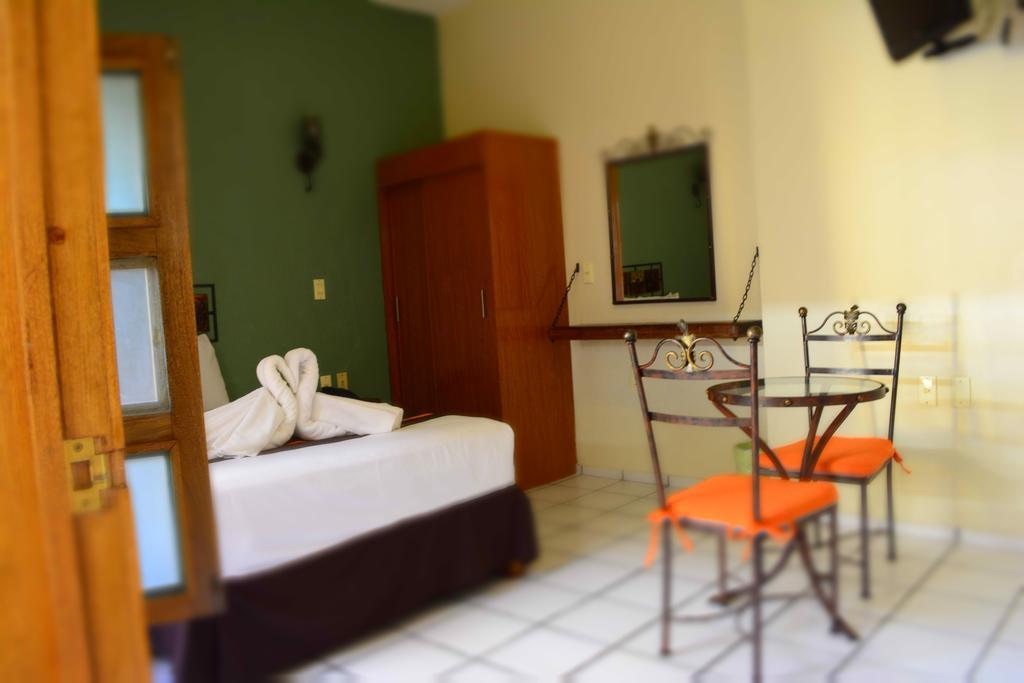Hotel Aldama Colima Pokój zdjęcie